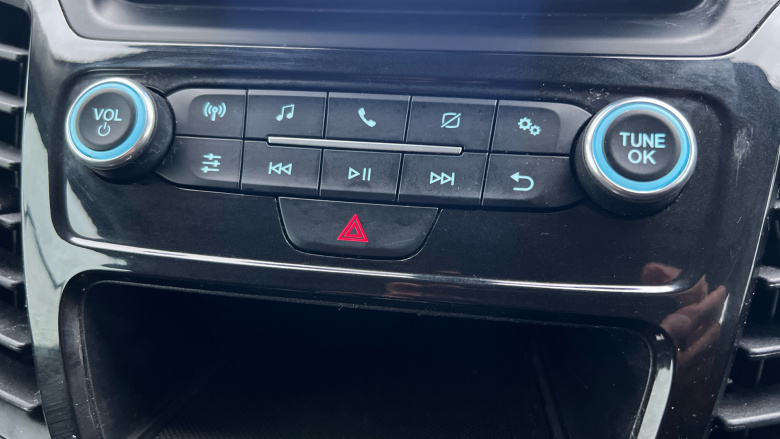 Ford Transit Connect 250 L2 Diesel 1.5 EcoBlue 100ps Limited Van Powershift